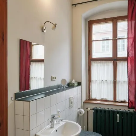 Lägenhet Wohnen Im Zentrum *